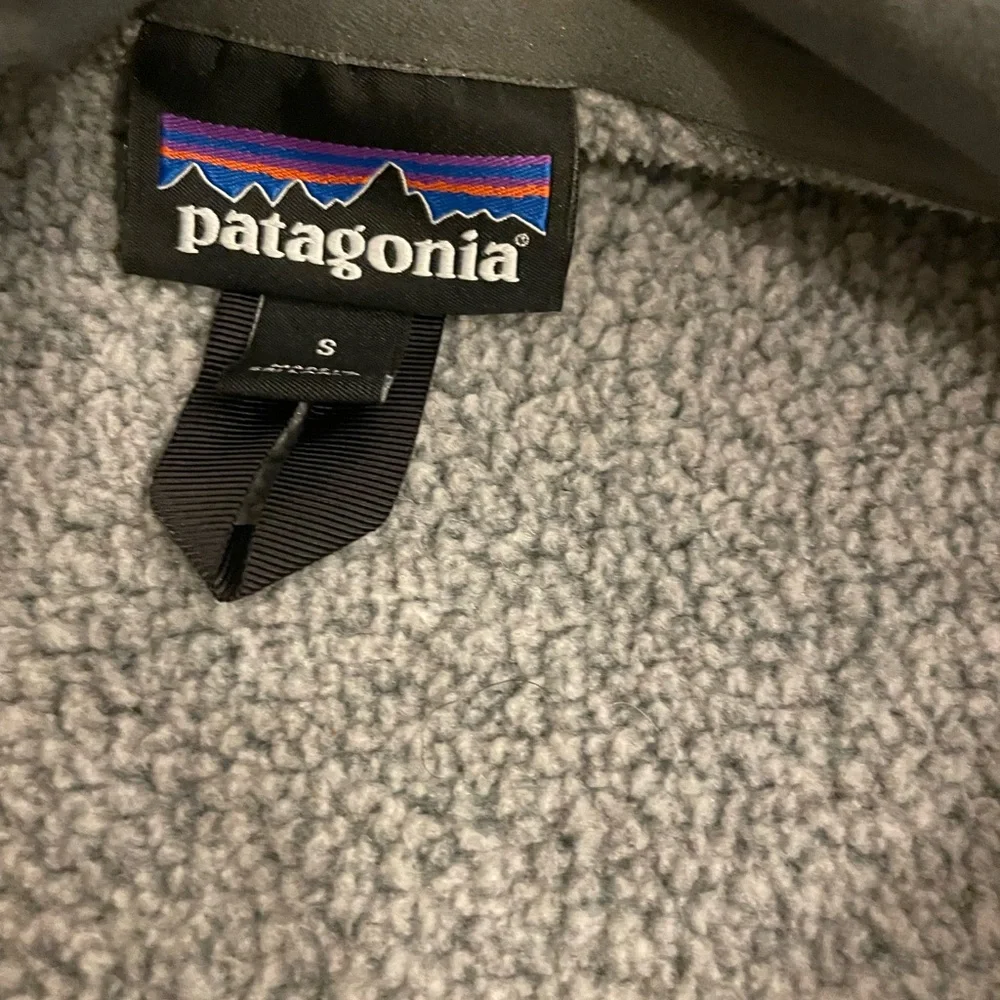 Patagonia Heather Gray Zip-Up Vest - Picture 2 of 4